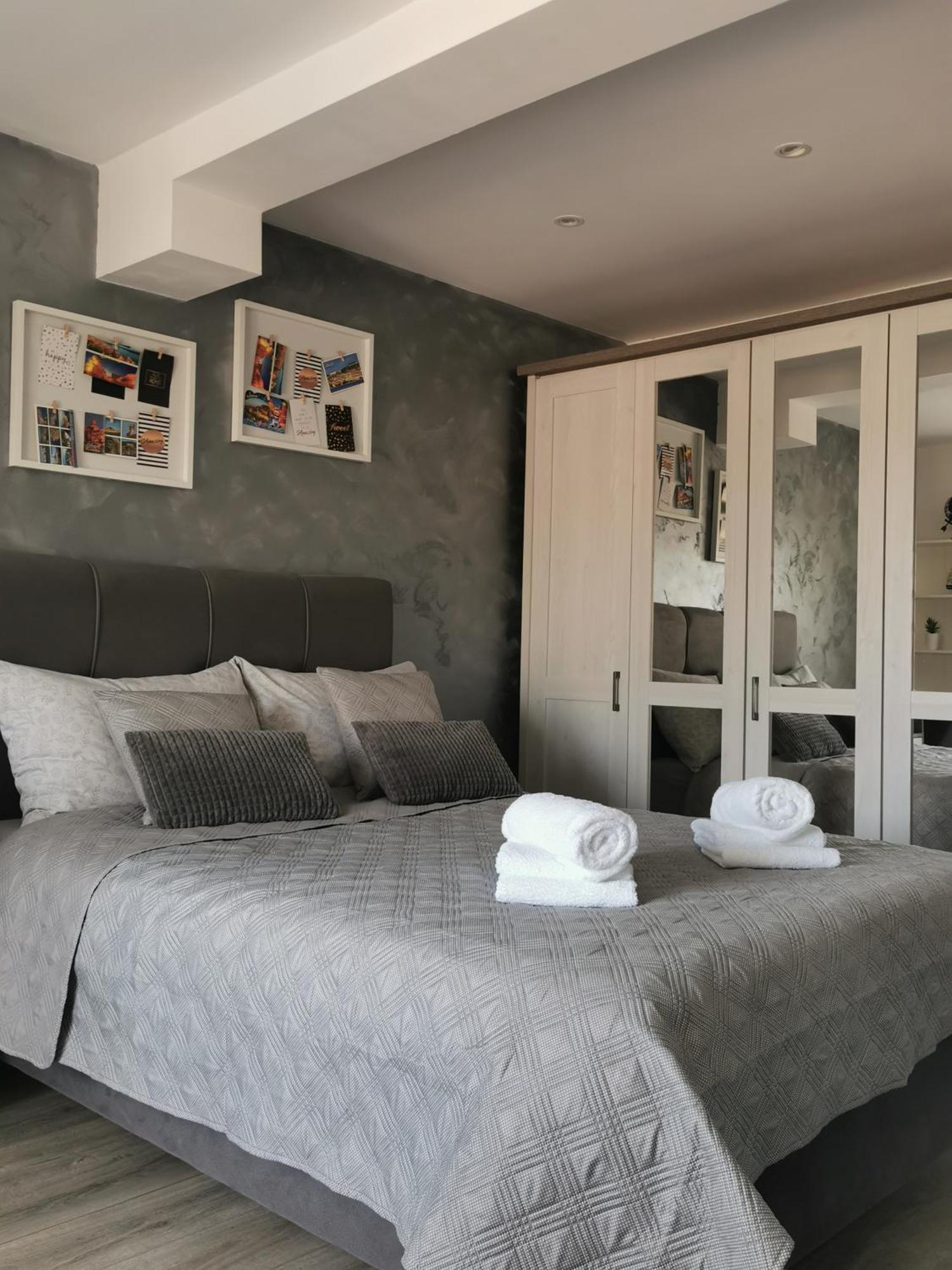 Ferienwohnung *Enjoy* Šibenik Zimmer foto